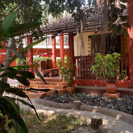 Big Milly'S Backyard Hotel Kokrobite ภายนอก รูปภาพ