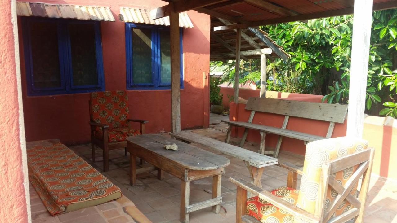 Big Milly'S Backyard Hotel Kokrobite ภายนอก รูปภาพ
