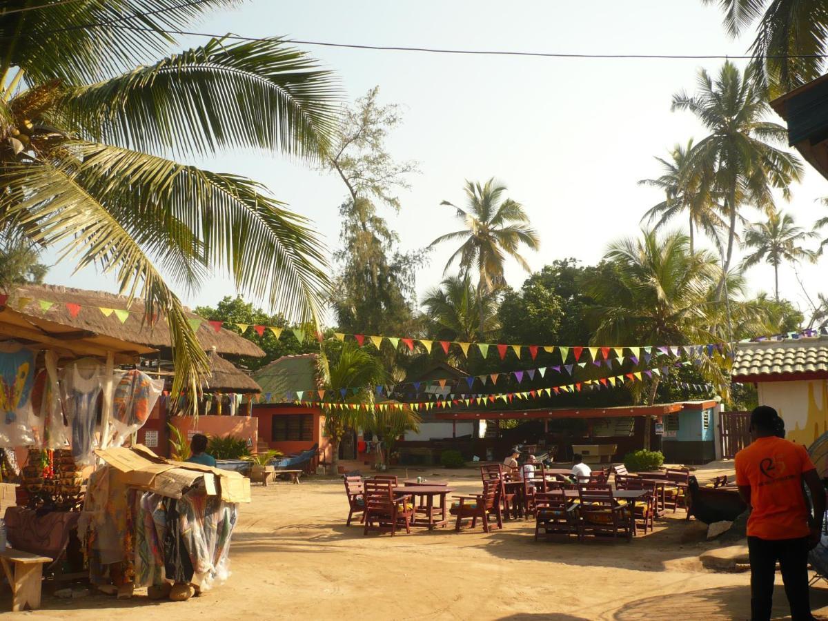 Big Milly'S Backyard Hotel Kokrobite ภายนอก รูปภาพ